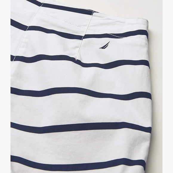 Nautica Women's Comfort Tailored Stretch Cotton Solid and Novelty Short - Picture 5 of 6
